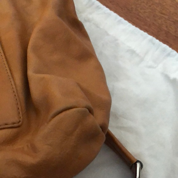 MARC BY MARC JACOBS Classic Leather Bag - Picture 16 of 16